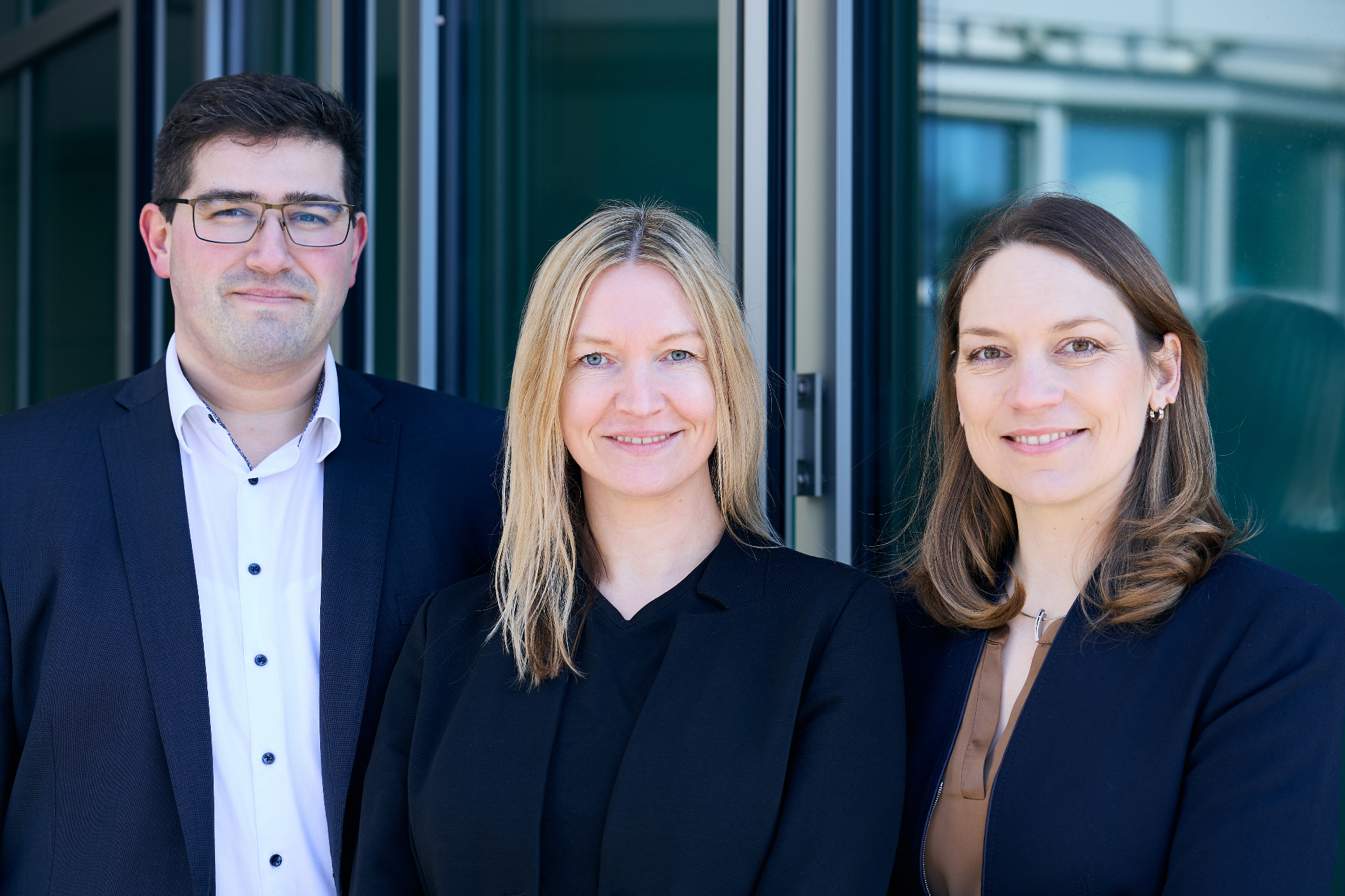 Stefan Stangen, Dr. Corina Hutterer und Dr. Vera Flad – das Team von Meditel für dezentrale klinische Studien